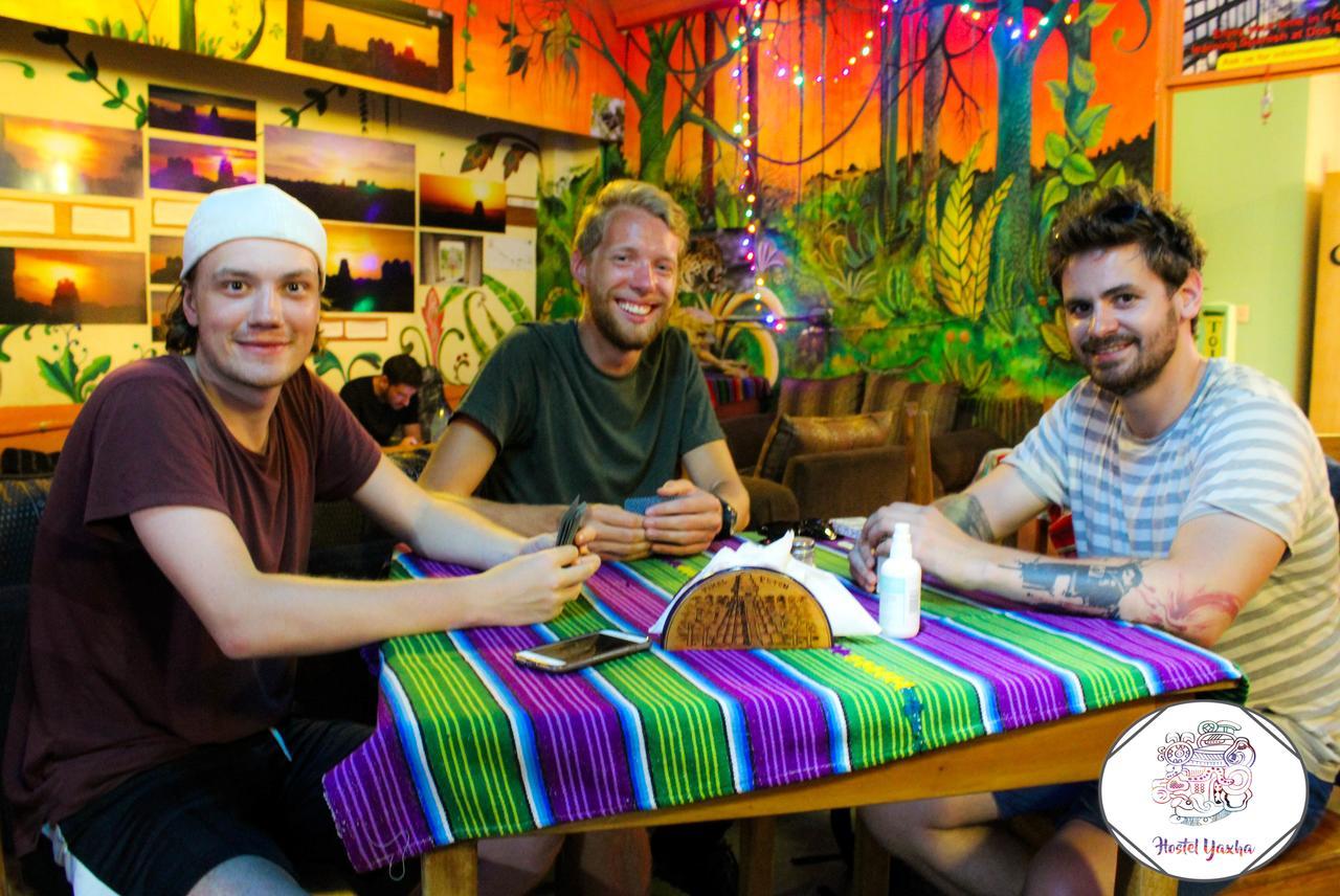 Tikal Backpackers Hostel فلوريس المظهر الخارجي الصورة