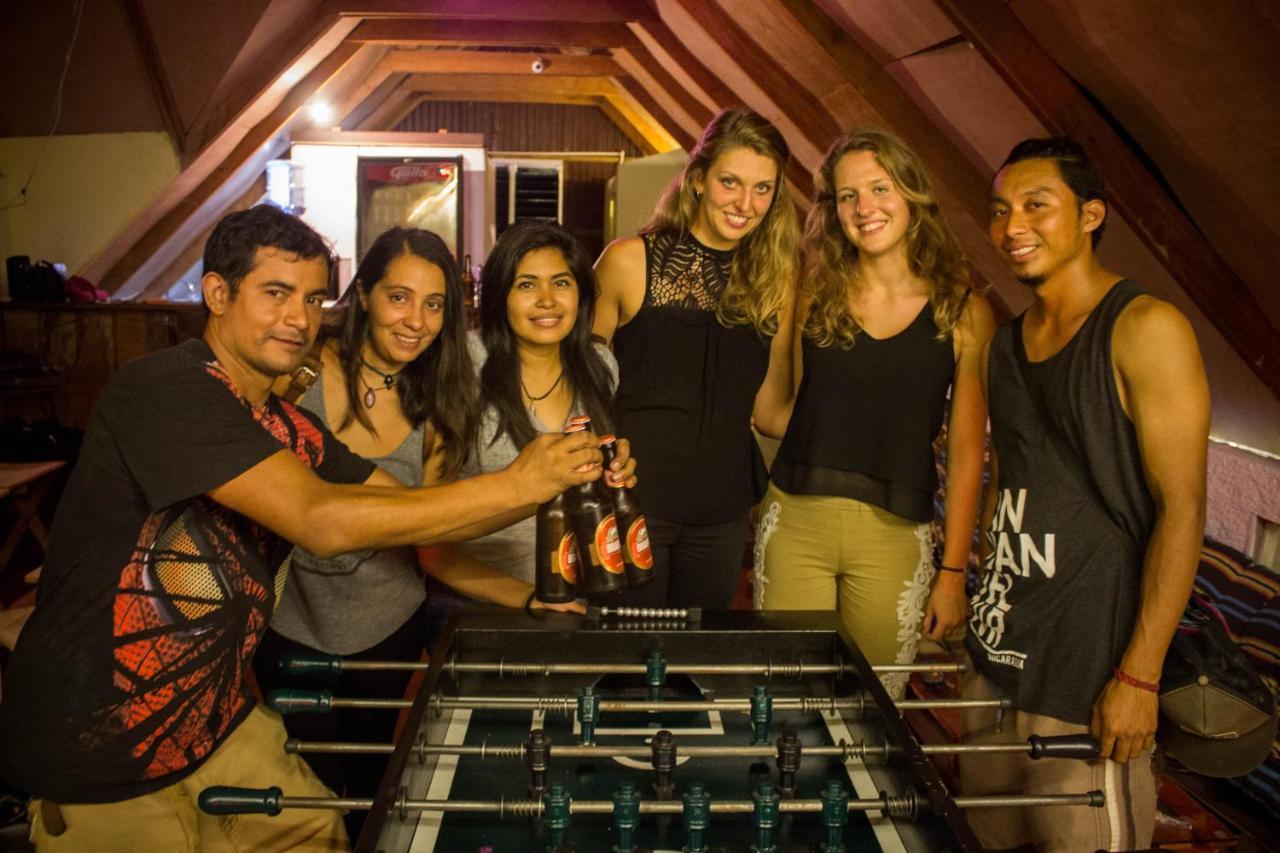 Tikal Backpackers Hostel فلوريس المظهر الخارجي الصورة